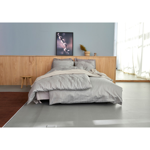 Диван Innovation Living Cubed 140х200 см с дубовыми ножками серый